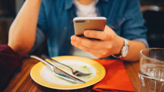 Valentine’s Day prankster tries to wring a free pity steak from Outback